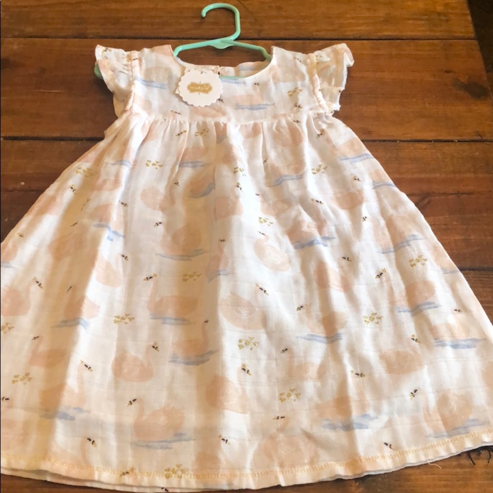 Mud pie princess swan linen dress